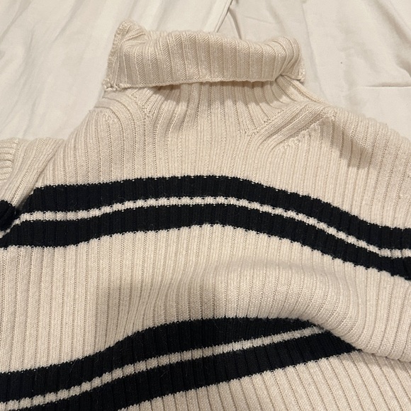Striped Turtleneck Sweater - Picture 5 of 6